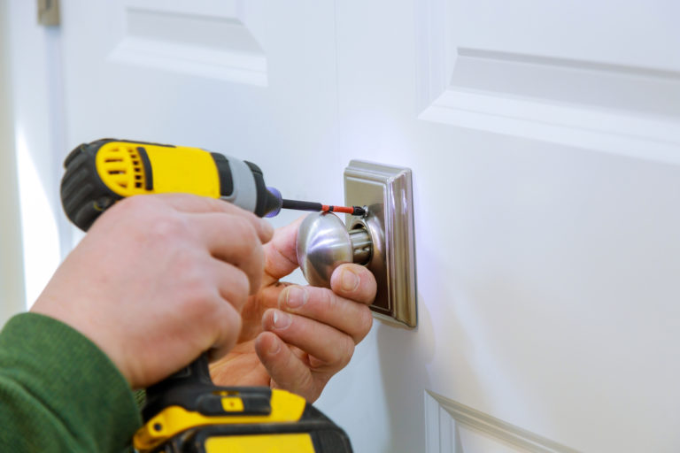 door lock hardware installation commercial locksmith services in new port richey, fl – timely and skillful locksmith services for your office and business